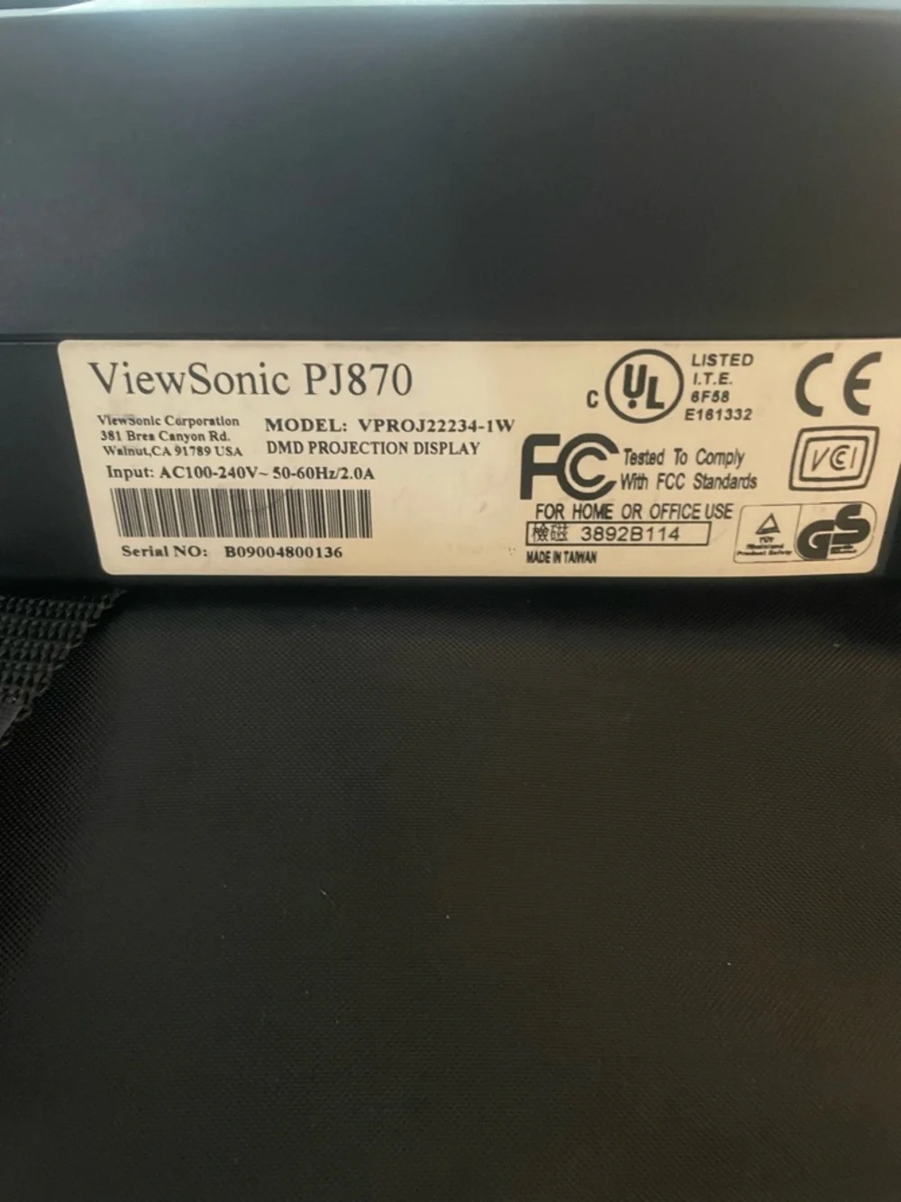 View Sonic PJ870 Black DLP Projector - Portable Presentation Projector tested